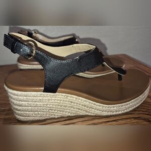 MICHAEL Kors Laney Saffiano Leather Thong Espadrille Wedge Sandals In Black Sz 8